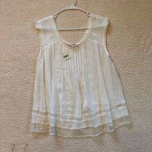 🏝 NWT Altar’d State White Tank Top